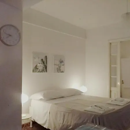 Anna In Chiaia דירה *